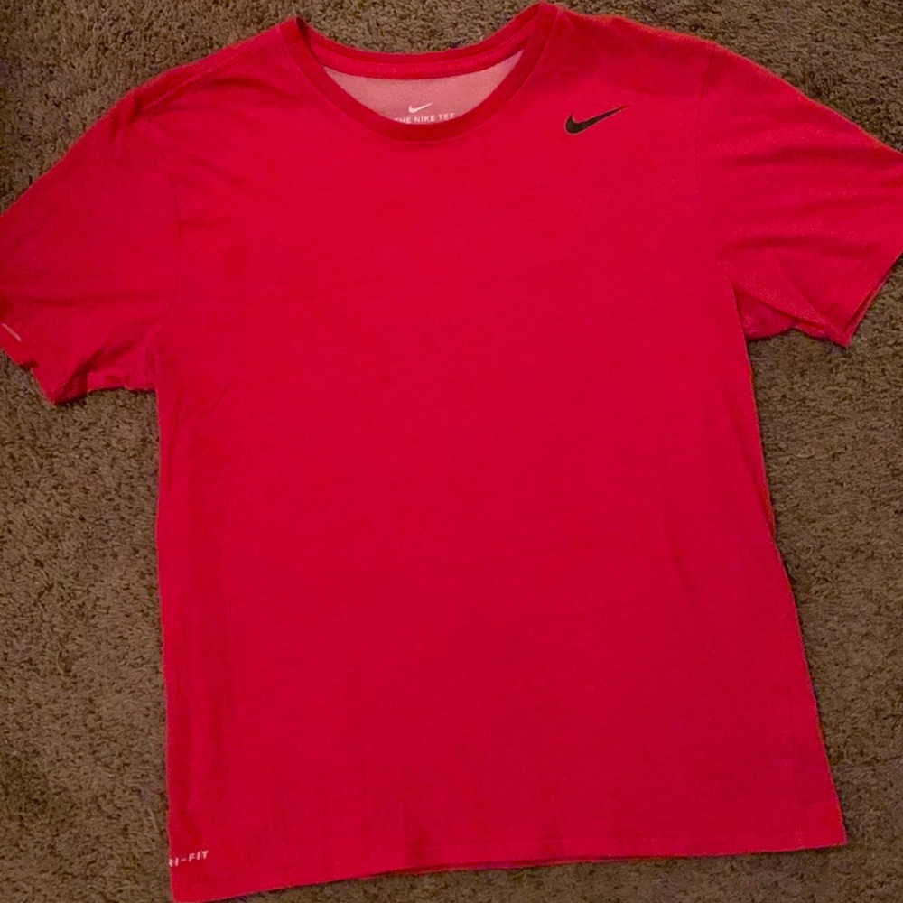 Men’s Nike Dri-Fit Red T-Shirt